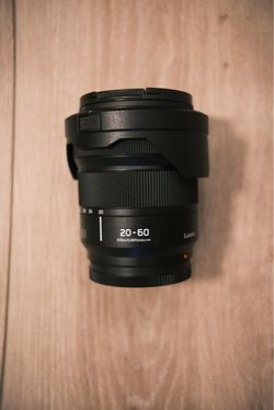 LUMIX 20-60mm 3.5-5.6 lens