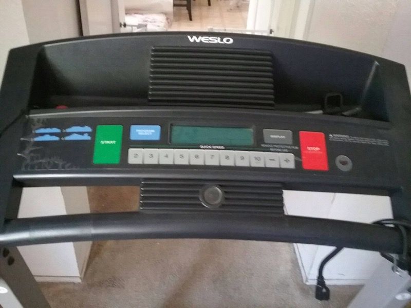 Weslo Cadence G40 Treadmill for Sale in San Diego, CA OfferUp