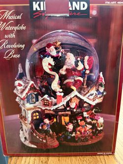 Kirkland musical snow globe