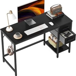 Computer Desk with 2 Drawers