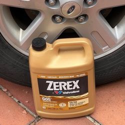 Zerex 1 Gallon Yellow Premixed Antifreeze /Coolant -G05-50/50