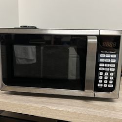 Hamilton Beach microwave