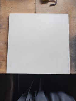 Medium White Tile