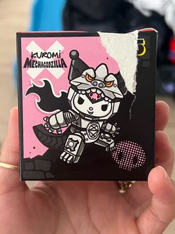 Hello kitty kuromi toy
