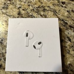 AirPods 3rd Generation With Wireless Charging Case 
