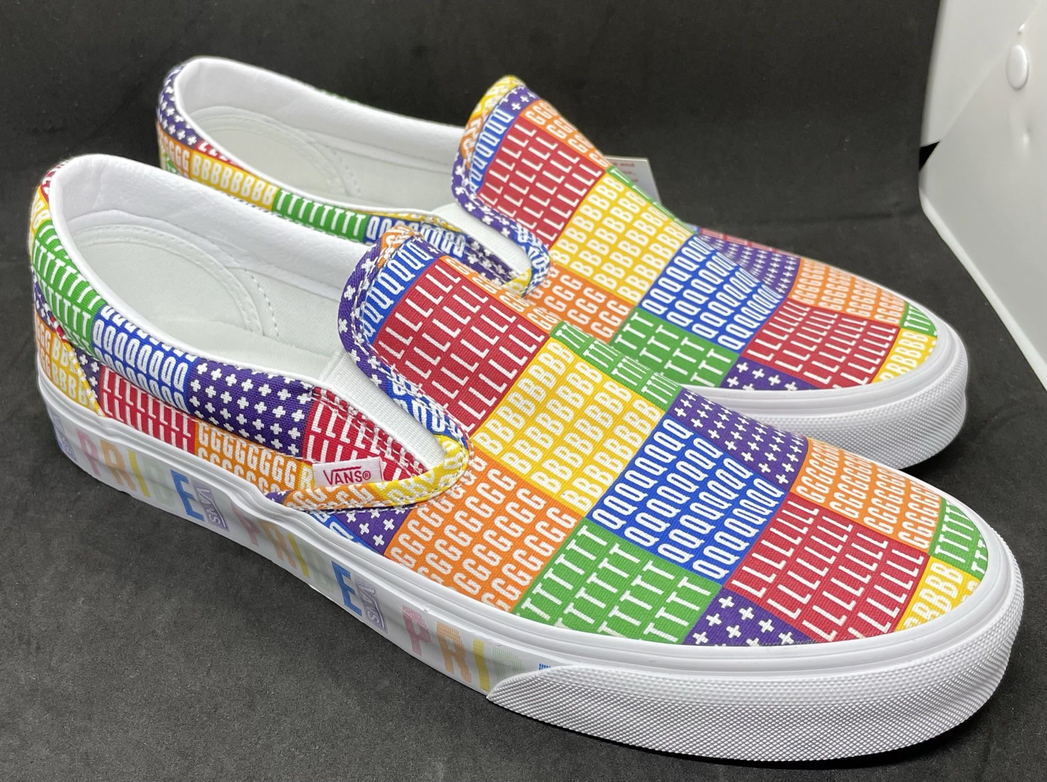 Vans Classic Slip On LBGTQ Pride New