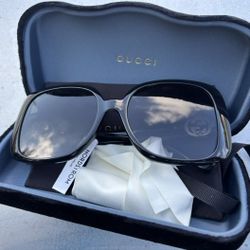 Prada Sun Glasses