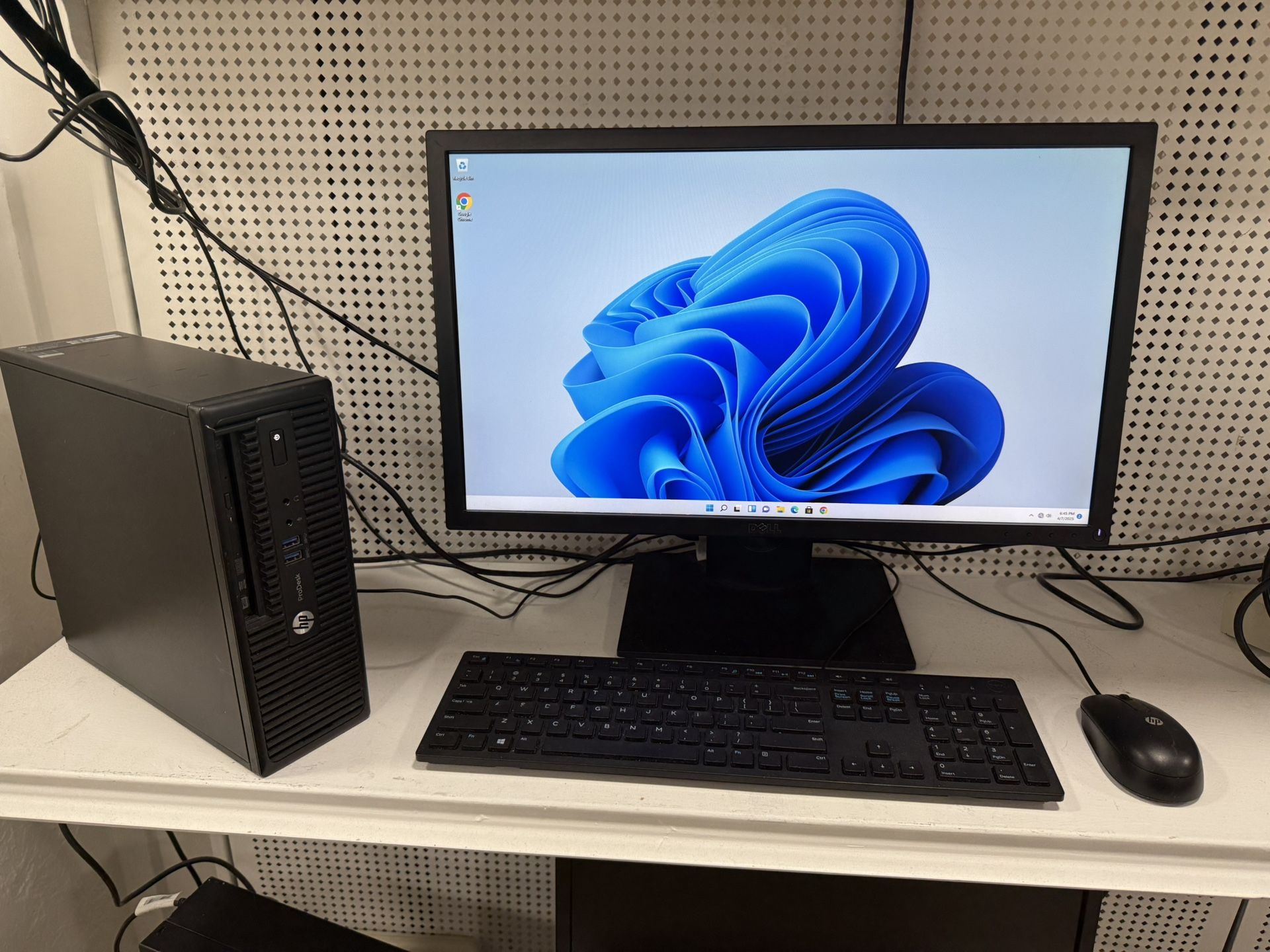 Hp desktop i5 processor windows 11 comes with monitor keyboard and mouse