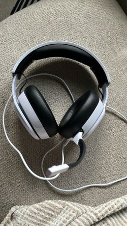 Captain 300 Wired Headphones Great Condition