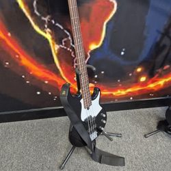 Yamaha BB234 Broadbass - Excellent Condition + Stand Included