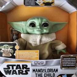 Mandalorian Baby Yoda Anamatronic