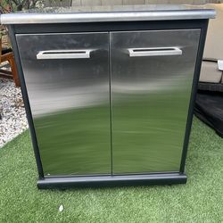 BBQ grill 2 burners brand new