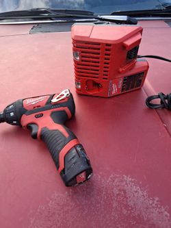 Impact bateri a d charger