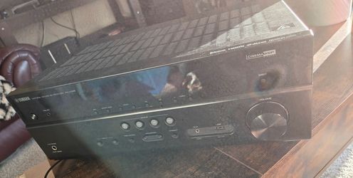 yamaha rx v385 (FOR PARTS)