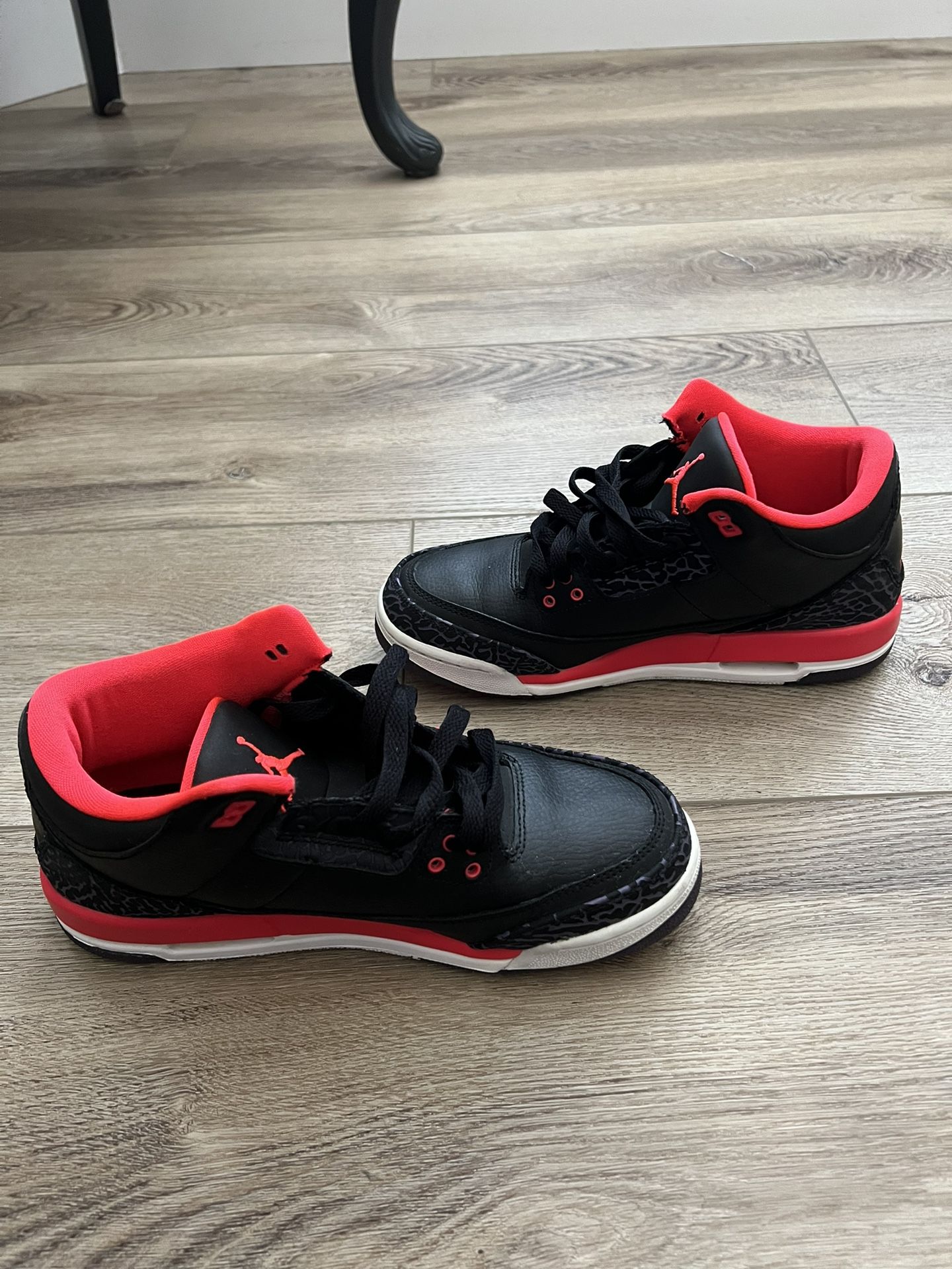 Jordan 3 Crimson Retro GS