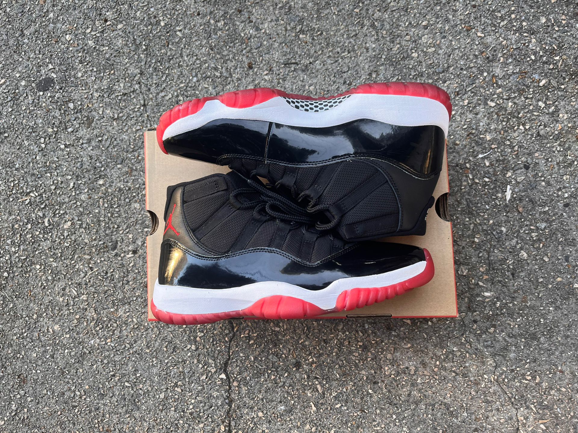 Jordan 11 Bred Size 10