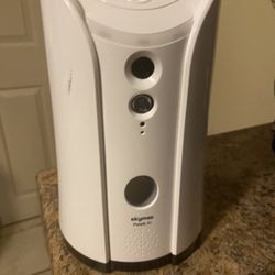 Automatic Pet Feeder With Cam