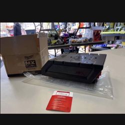 Milwaukee MX FUEL Lithium-lon REDLITHIUM XC406 Battery Pack