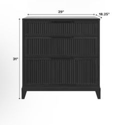Walker Edison Furniture Company 3-Drawer Black Solid Wood Transitional 29 in. Reeded Dresser