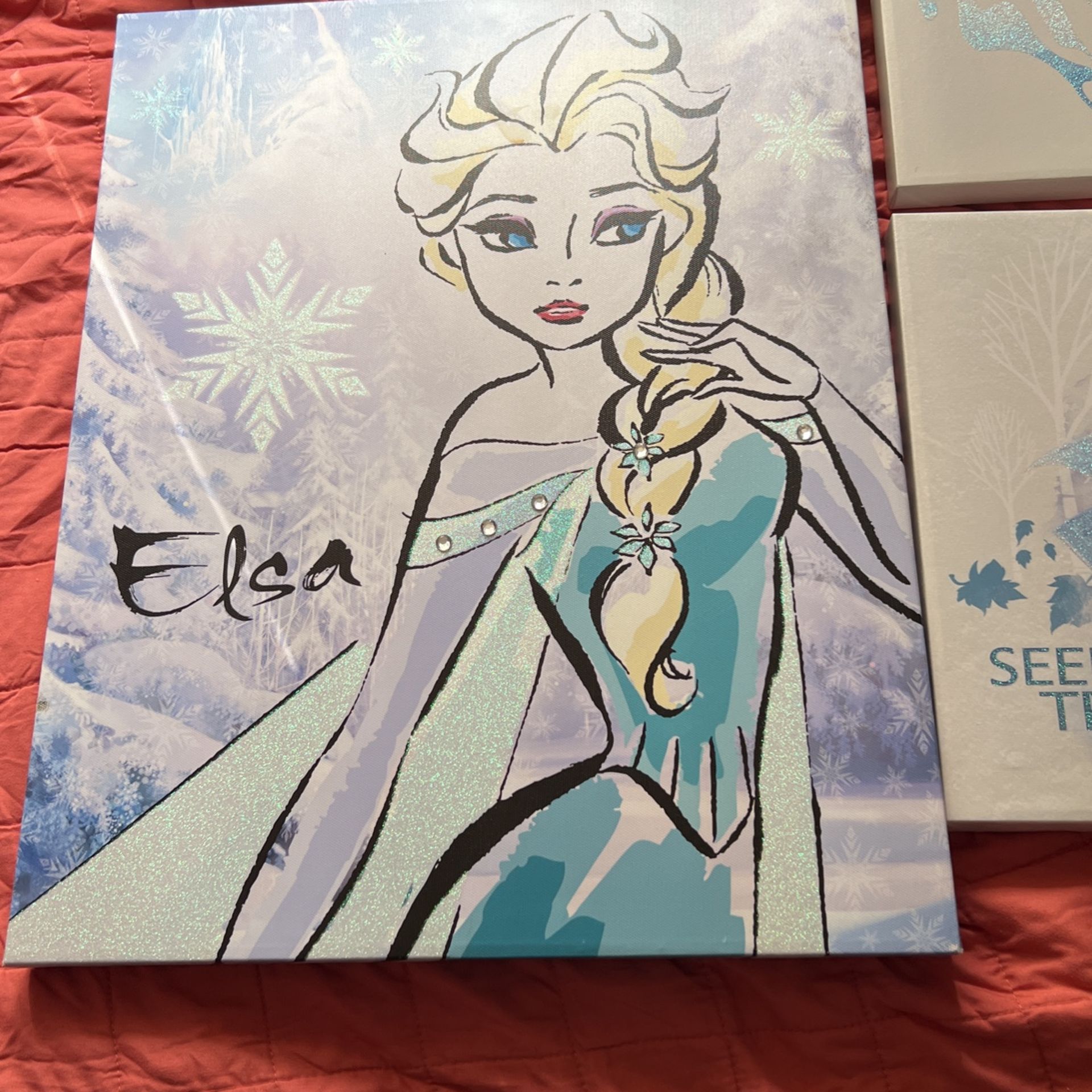 Lot of Elsa/Frozen Decor For Girls Room