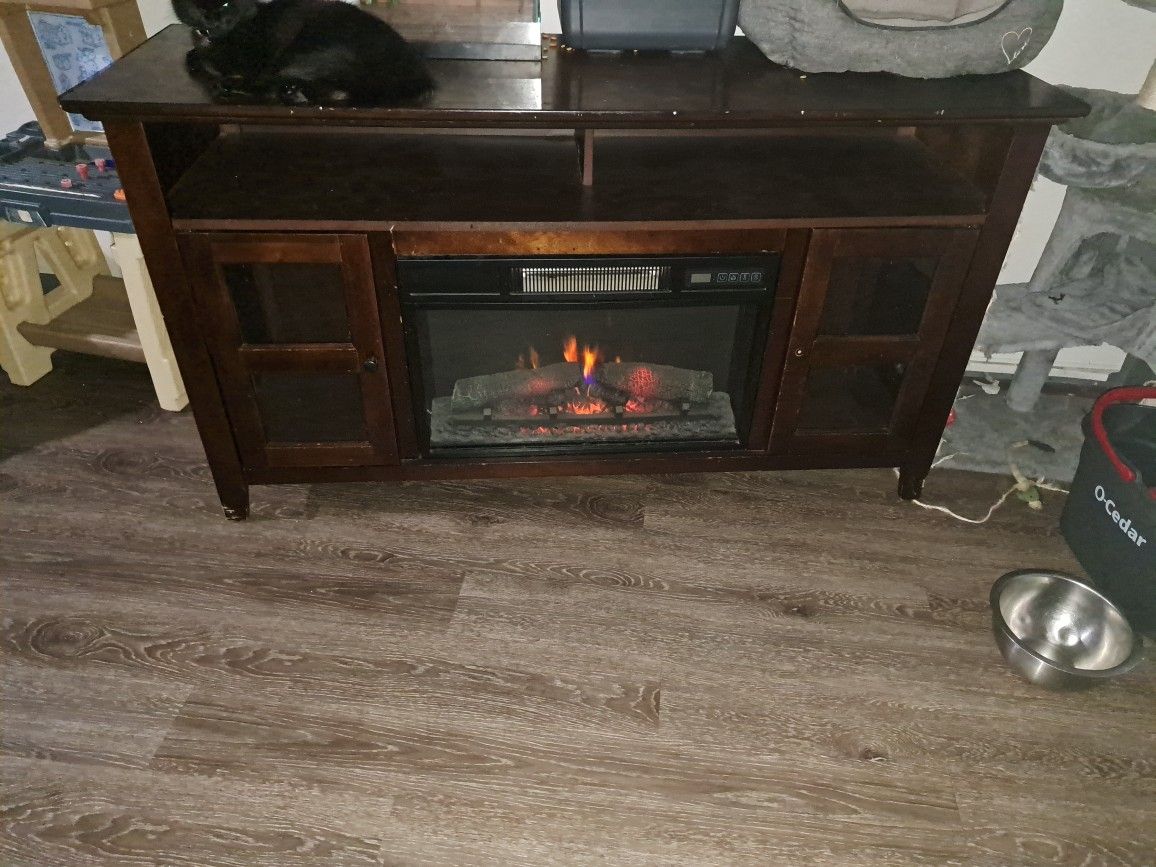Entertainment Set/fireplace
