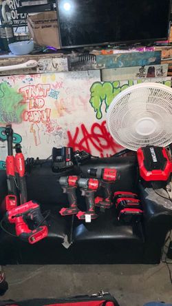 Craftsman Cordless Power Tool Set with Batteries and Charger