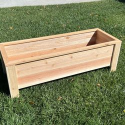 **Custom Cedar Raised Planter for Sale – 4’ x 18” x 16” High – Perfect for Your Garden!**