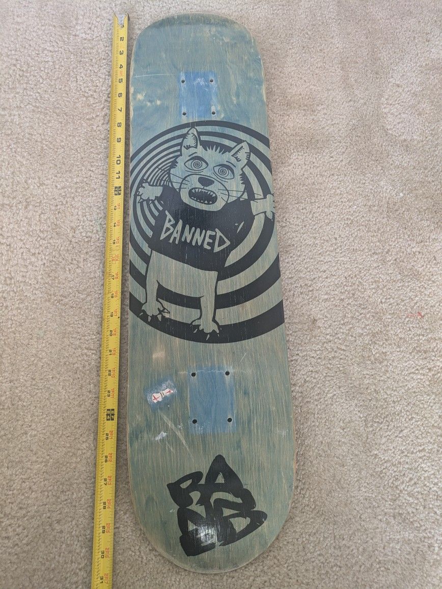 Skateboard deck