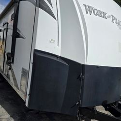 30 Ft Toy Hauler Rv Travel Trailer 