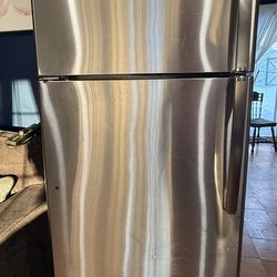 GE Stainless Steel Fridge