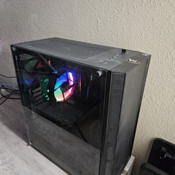 Full Gaming PC Setup [PC + Mouse/Keyboard + Webcam + Headphones] $600 OBO