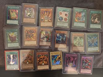 Lot of vintage Yu-Gi-Oh! Cards