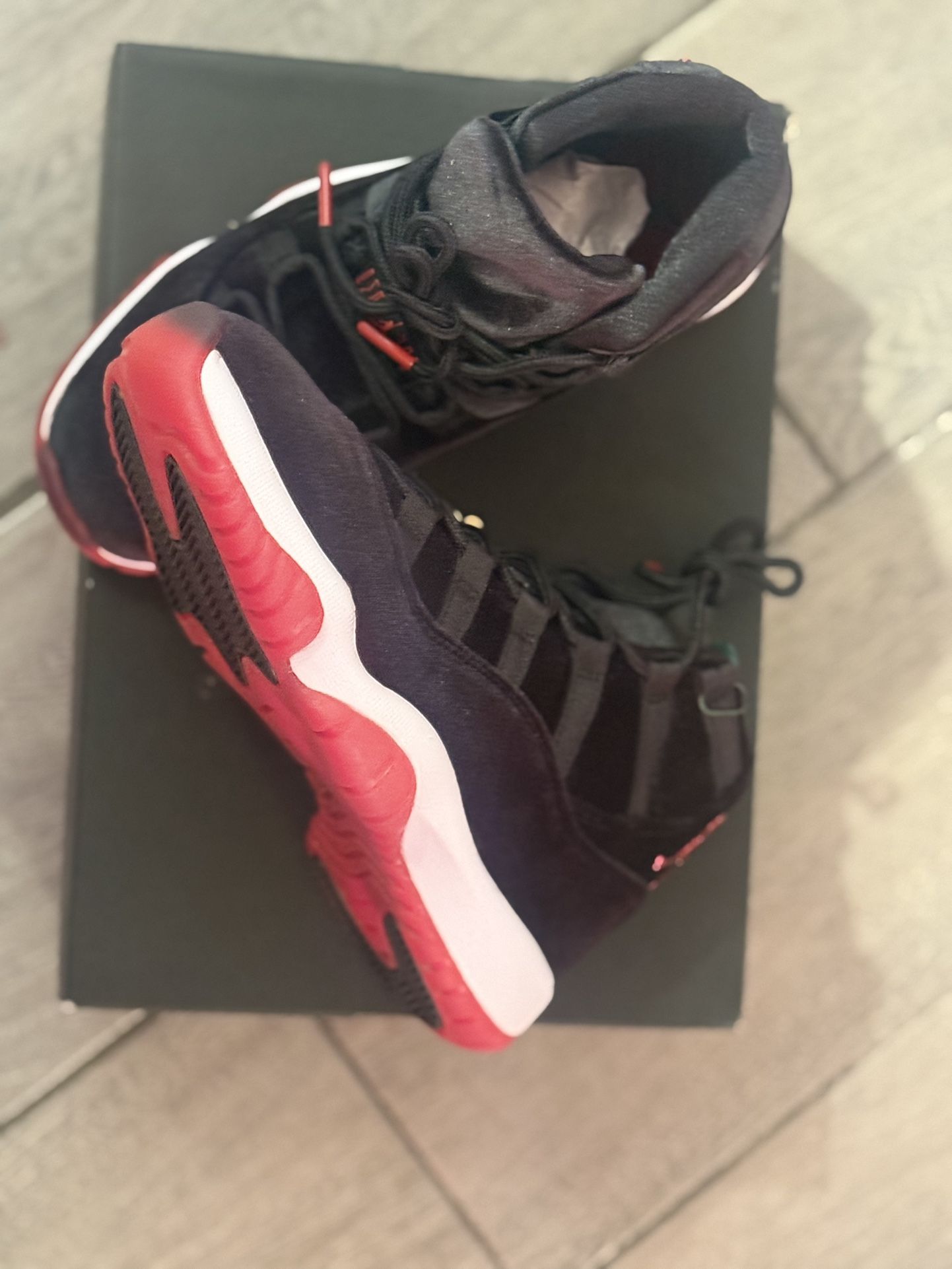 Jordan 11