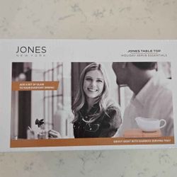 NEW Jones New York Gravy Boat with Bamboo Serving Tray