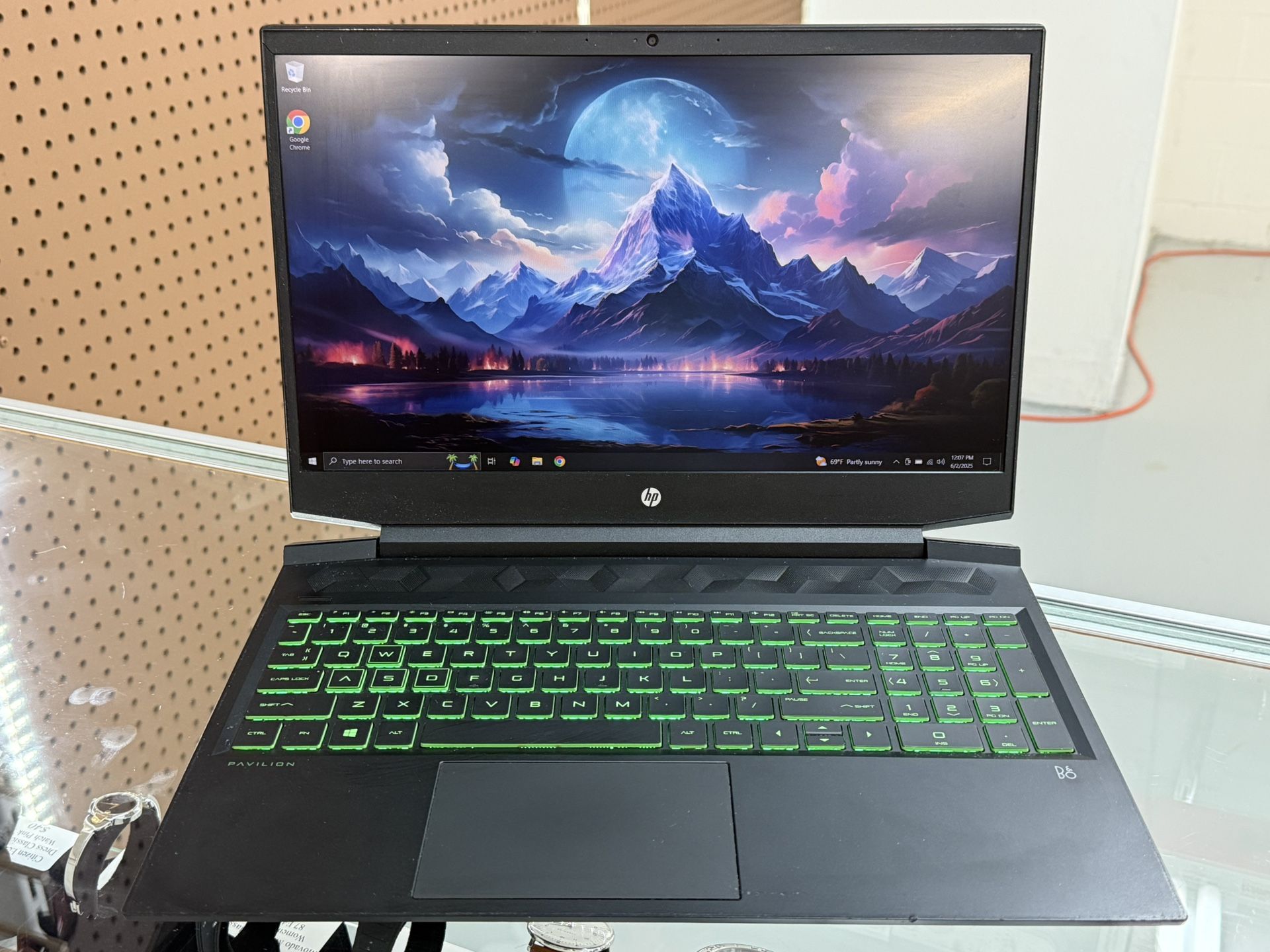 HP Pavilion 15.6" 144Hz FHD 2.50GHz i5-10300H 32GB RAM 512GB SSD GTX1660Ti