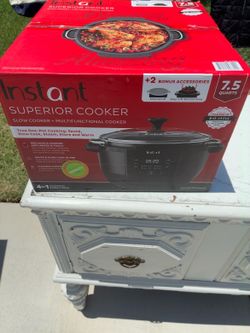 Instant Pot Superior Cooker 7.5 Qt Slow Cooker – Open Box, Never Used