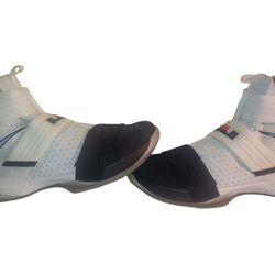 Zoom LeBron Soldier 10 "Black Toe"