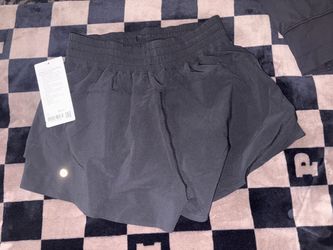 Lululemon High-Rise Running Shorts Black (Women’s Medium Brand new with tags 🏷️)