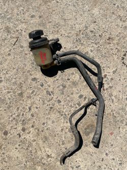 2013 Hyundai Genisis Coupe 3.8 Power Steering Reservoir