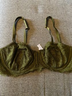 Lacey Underwire Bra Size 38 C
