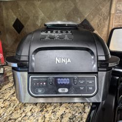 Ninja Grill and Air Fryer