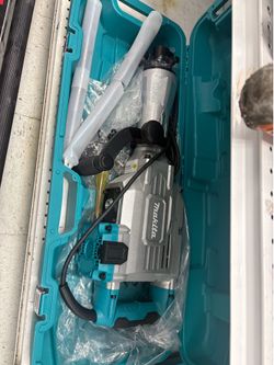 Makita hammer drill