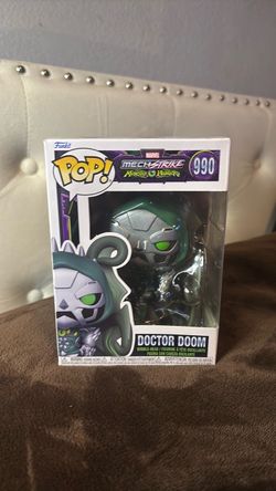 Funko Pop Doctor Doom #990 Marvel MechStrike