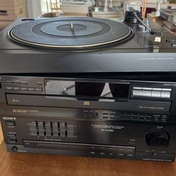 Vintage Sony Stereo System
