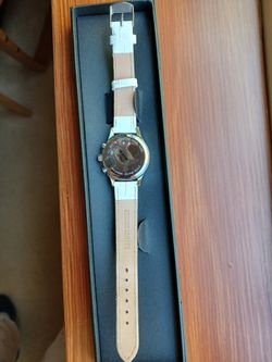 Ladies Chrono White Leather Watch ⌚ 