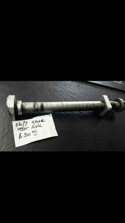 Gsxr rear axel
