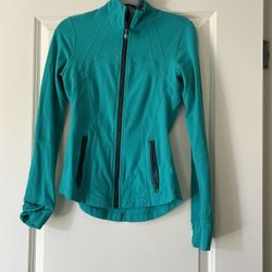 Lululemon Jacket Size Small