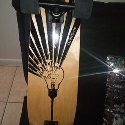 Magneto Skate Board 