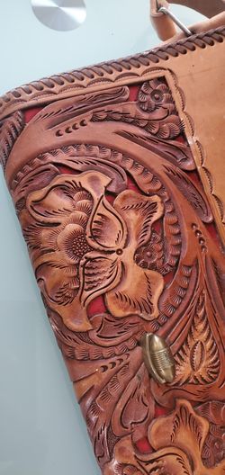 Vintage Hand Tooled Leather Handbag/Clutch Purse