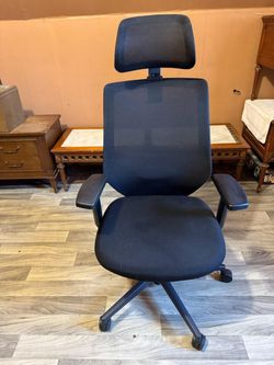 Computer chair